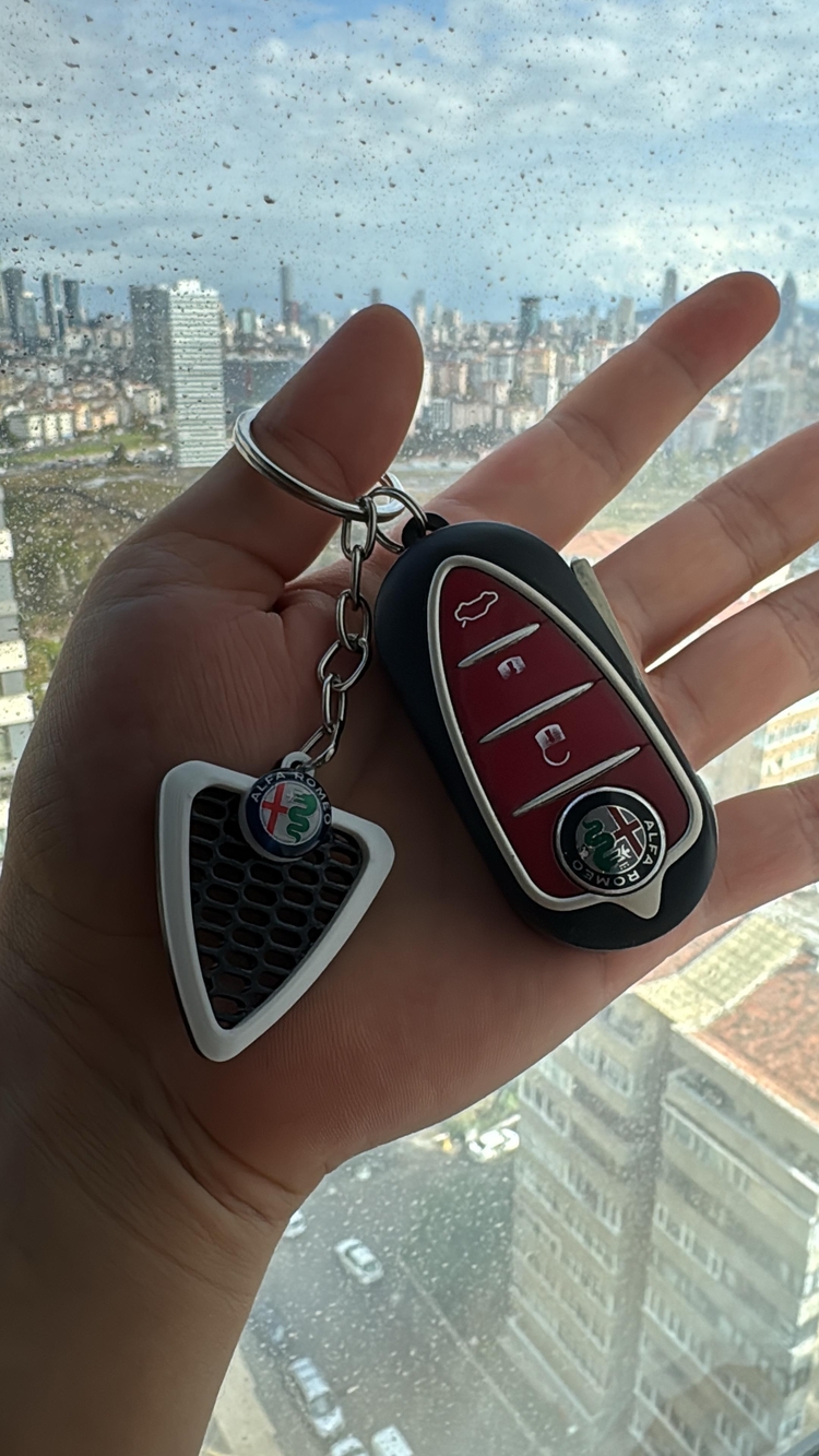 Alfa romeo stelvio anahtarlık 