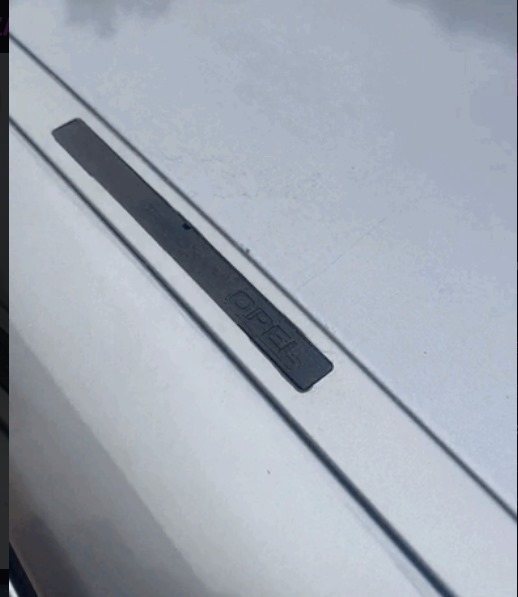 Opel Astra H tavan çıtası kapağı