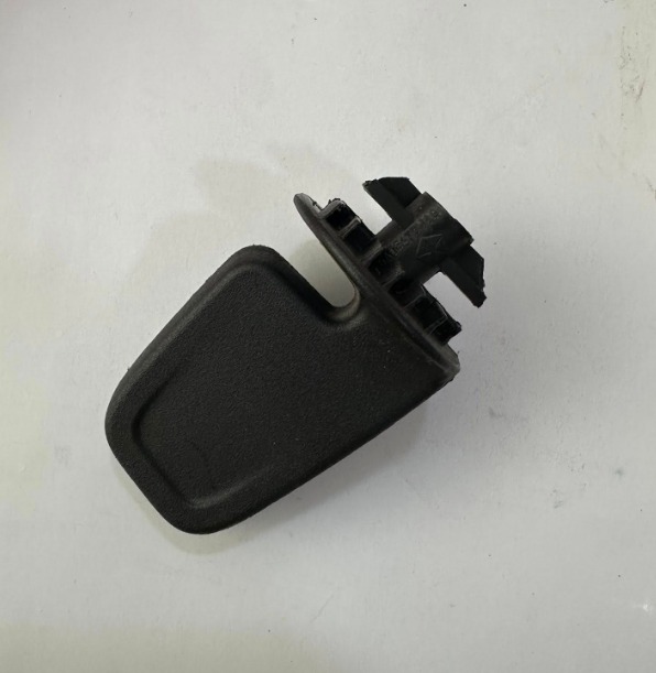 Jeep Bagaj Bölme kancası 155300540