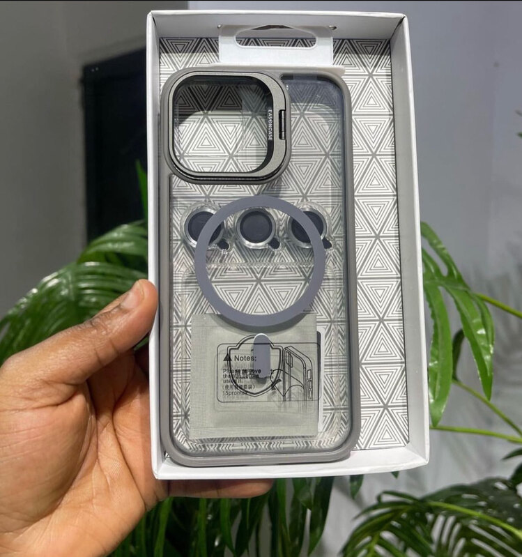 Magsafe Özellikli Full Set Standlı Case