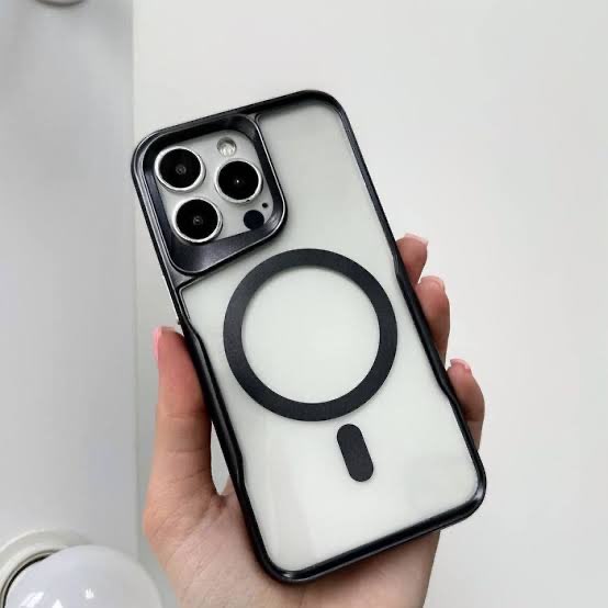 İPHONE LUX METAL MAGSAFE CASE