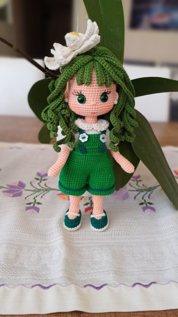 Nilüfer bebek amigurumi 