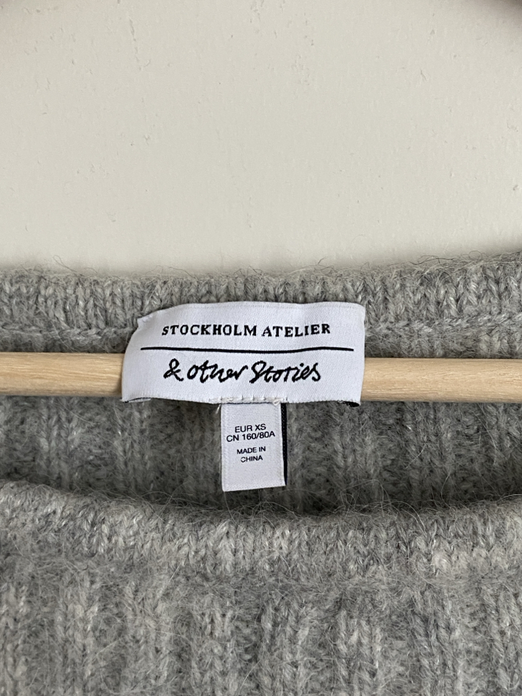 & Other Stories Stockholm Atelier Alpaca Wool Crop Knitwear