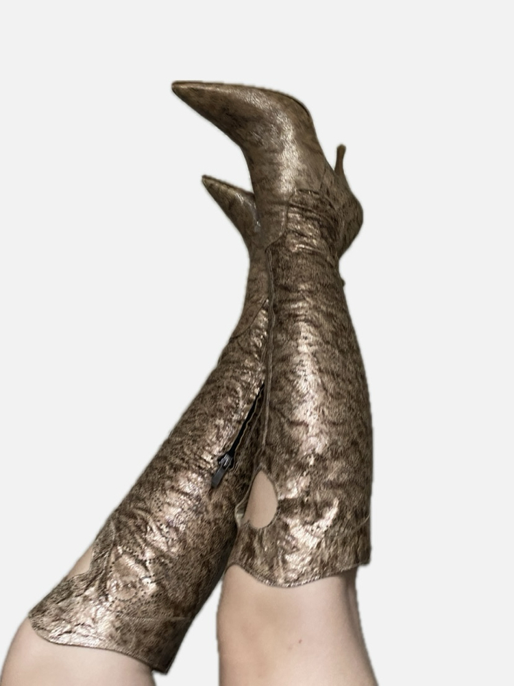 Vintage Heart Cut-out Marginal Leather Heel Boots