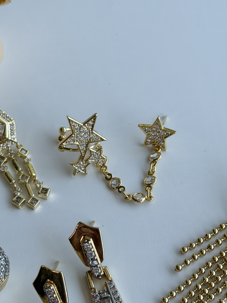 Yıldızlı earcuff✨