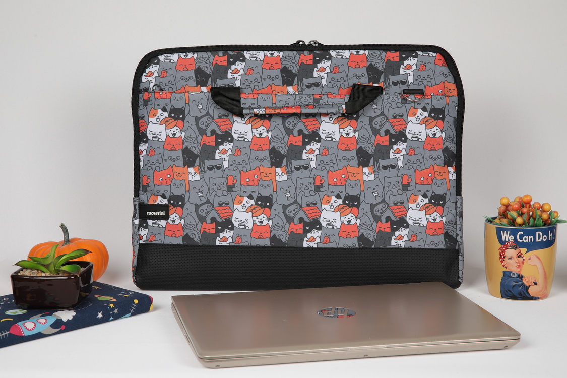 Moserini 15.6''-16" Taban Korumalı, Omuz Askılı, Desenli Laptop Macbook Çantası