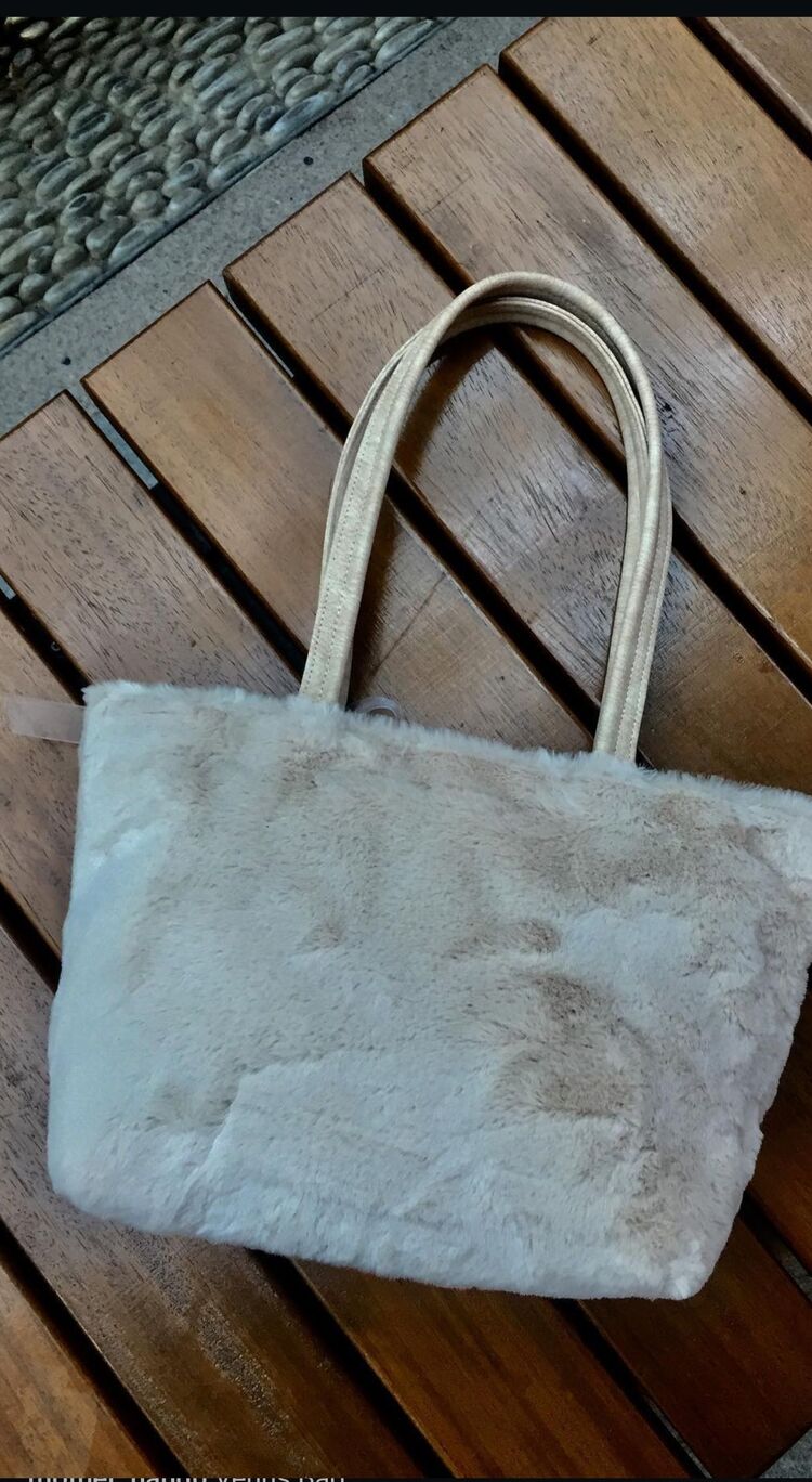 Peluş Çanta