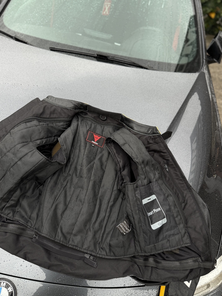 Dainese Hakiki Dana Derisi Hörgüçlü Mont   