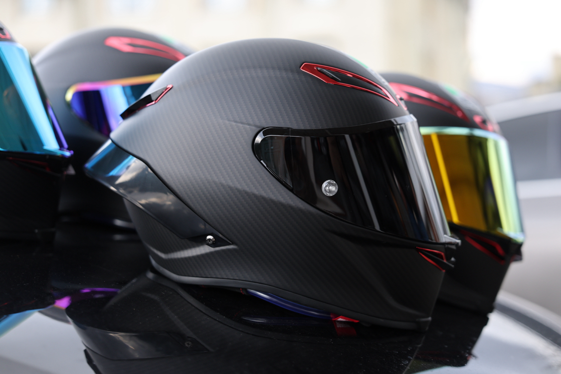AGV PİSTA GP RR MAT CARBON RED