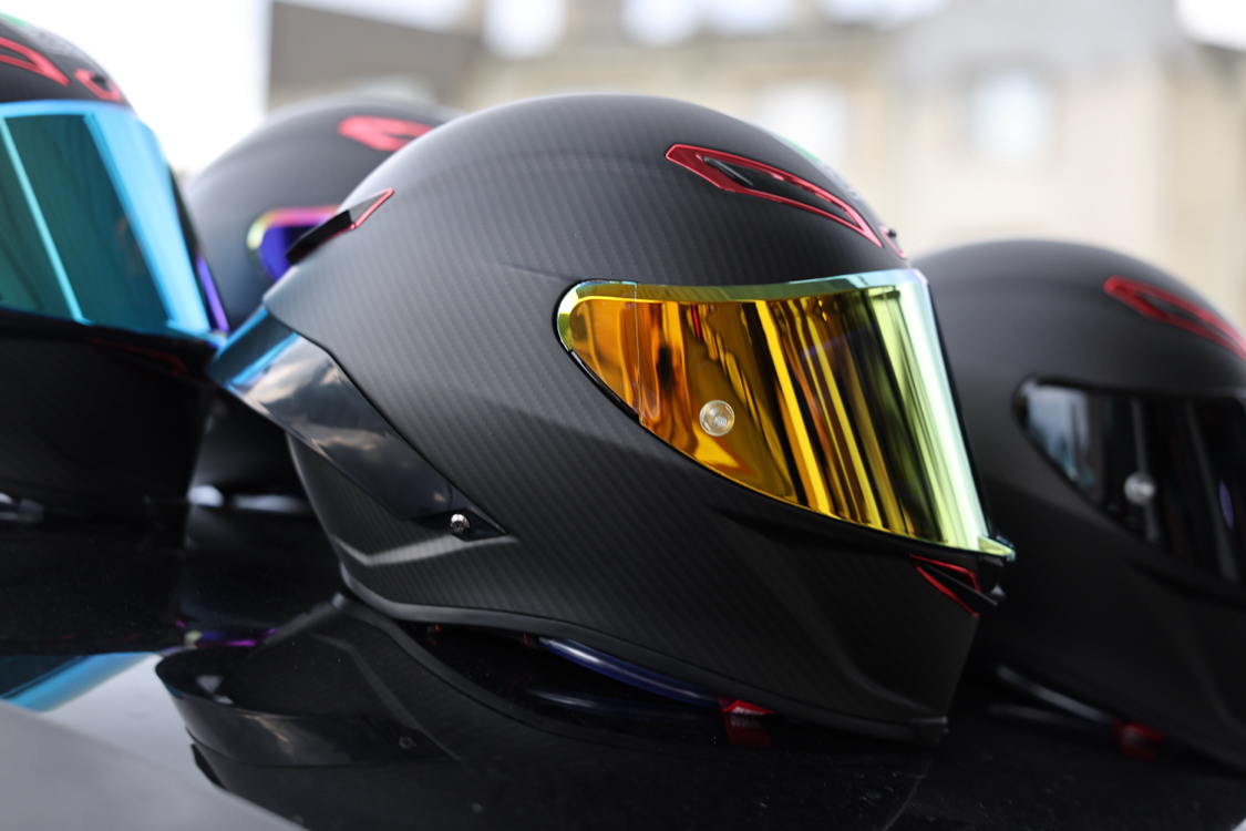 AGV PİSTA GP RR MAT CARBON RED