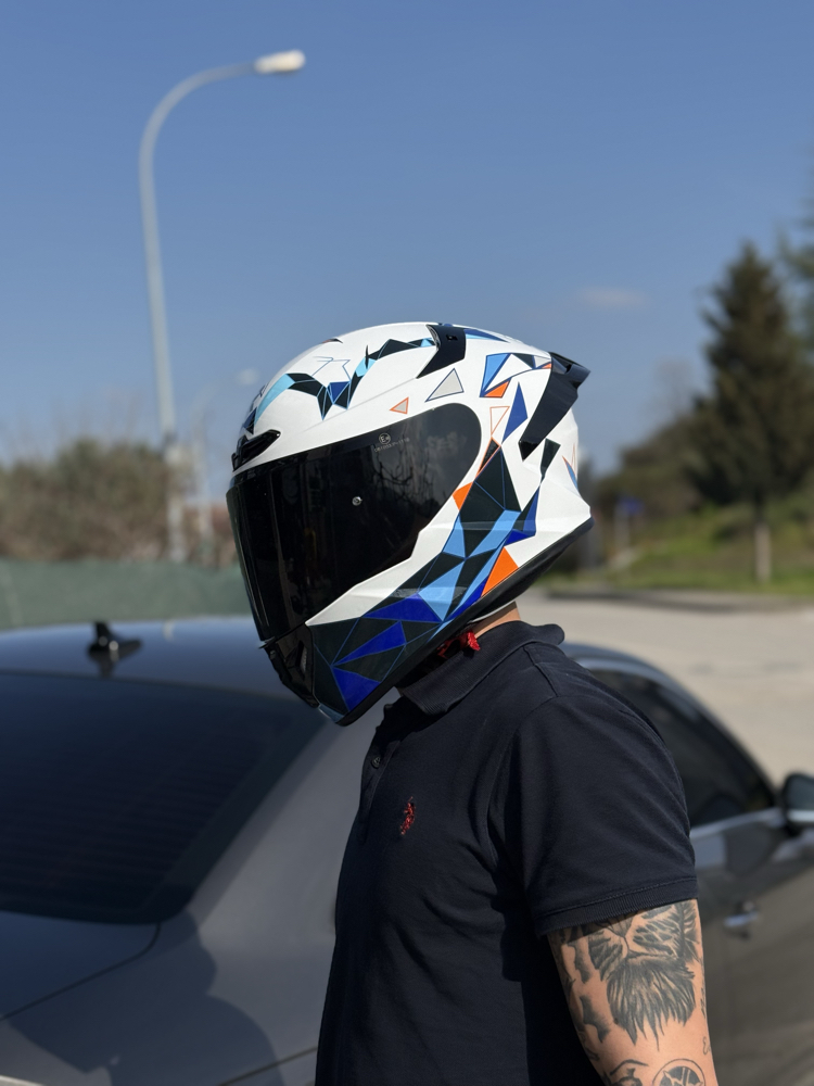 Rivox R2 Geometry Kask