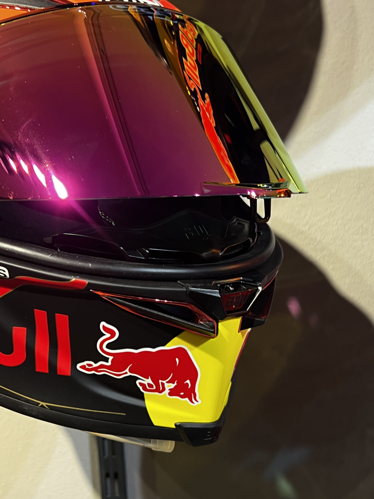 AGV PİSTA GP RR REDBULL SERİE’S