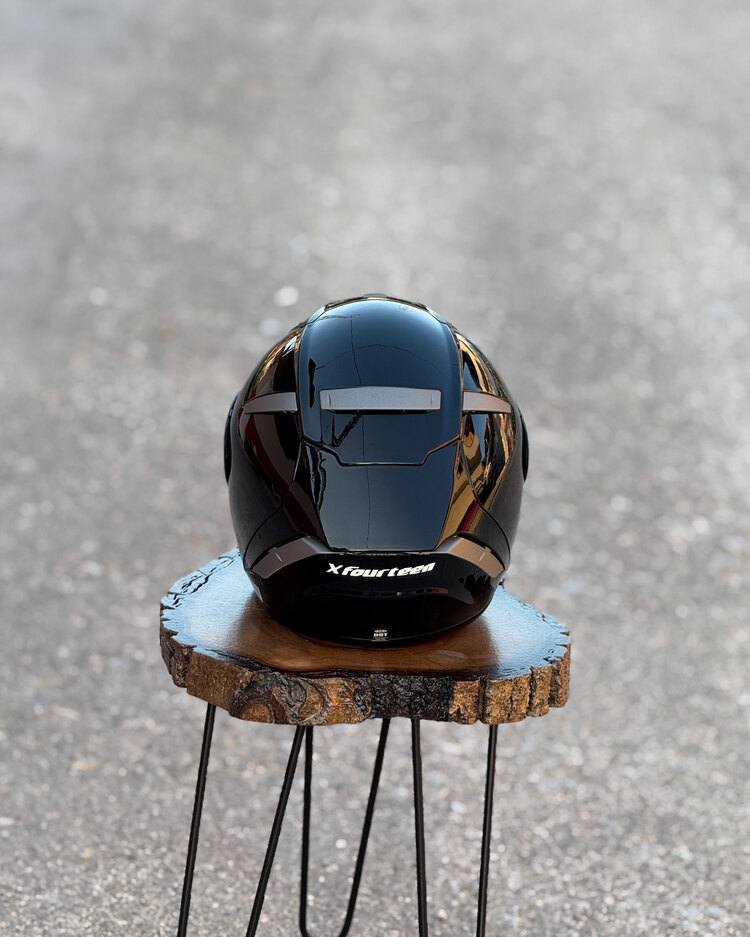 SHOEİ X14