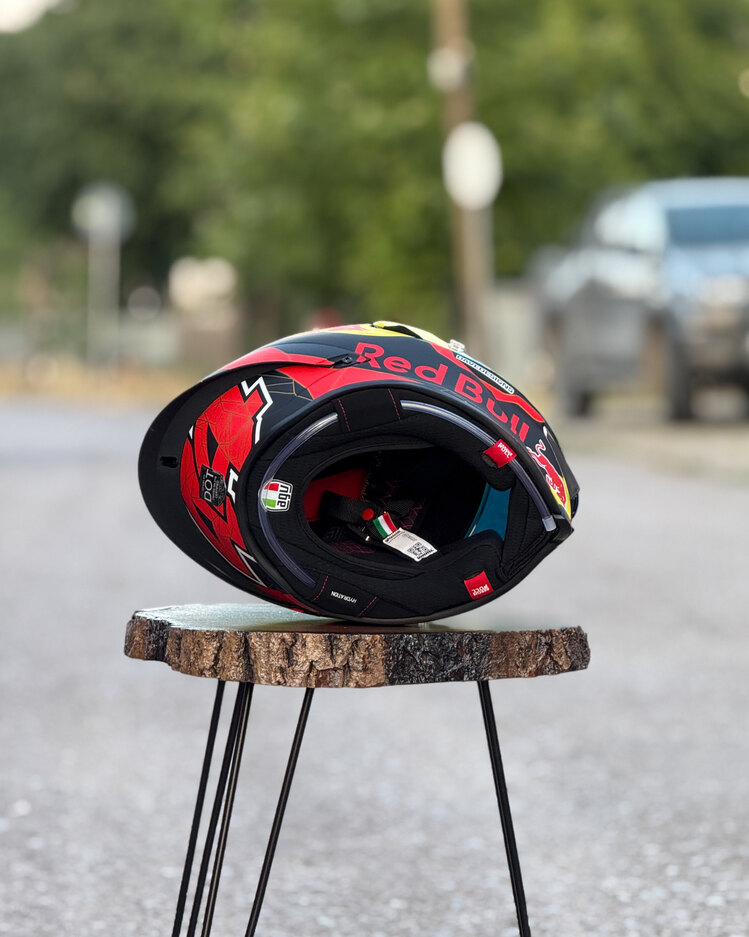 AGV PİSTA GP RR