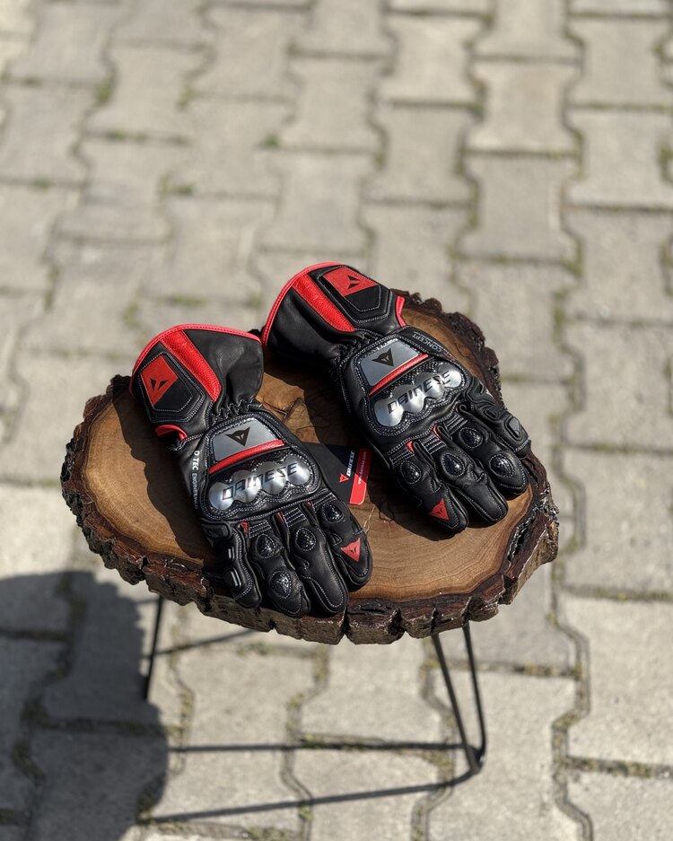 DAINESE BİLEKLİ DERİ CARBON ELDİVEN