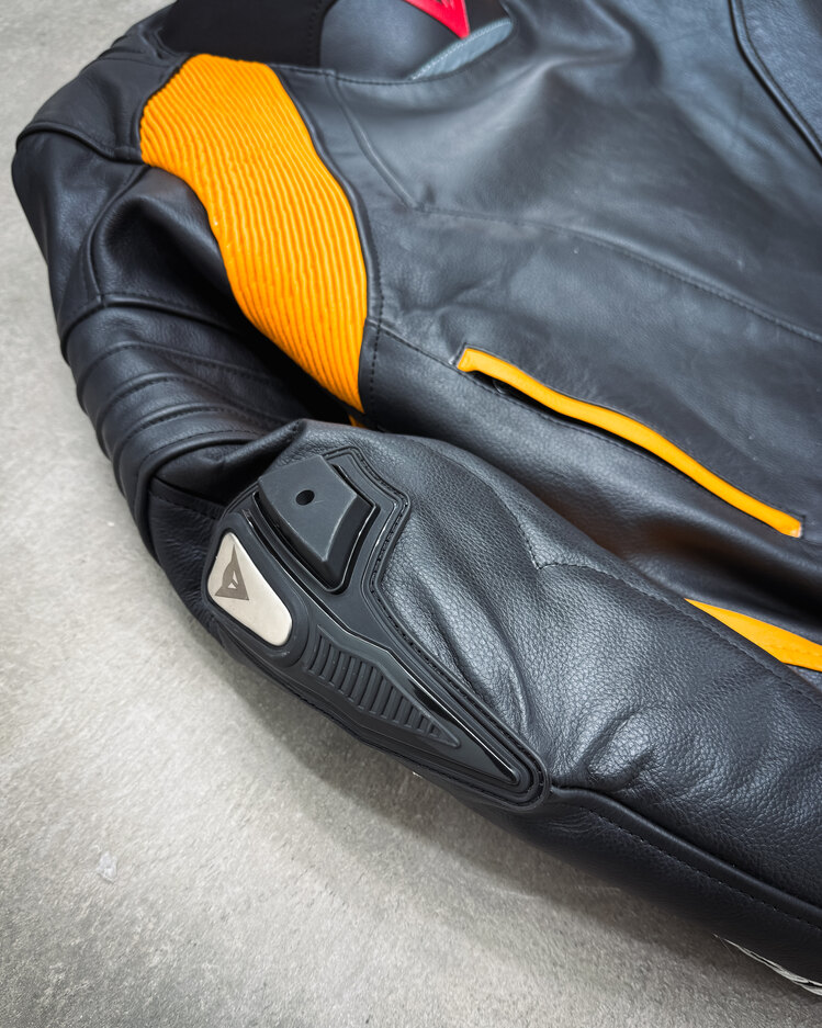 DAINESE HÖRGÜÇLÜ CEKET ( HAKİKİ DERİ )