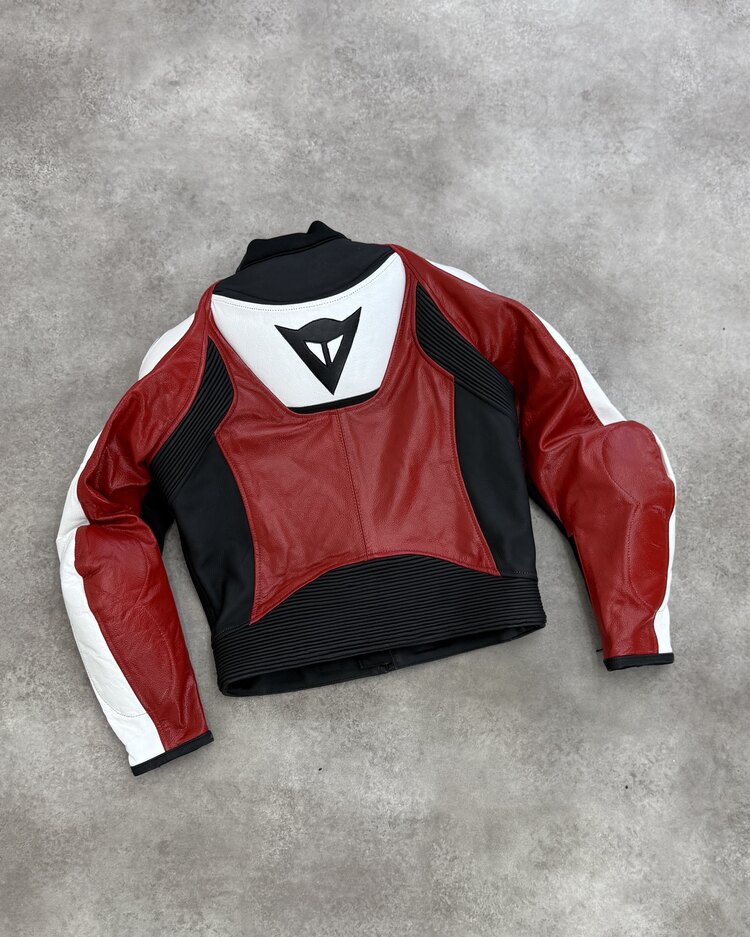 DAINESE HÖRGÜÇLÜ KADIN CEKET ( HAKİKİ DERİ ) 