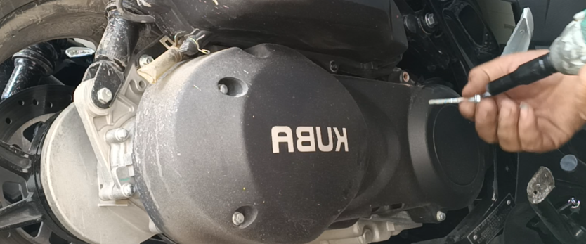 Scooter Kalkışta Metal Sesi – Arka Varyatör Arızası ve Kesin Çözüm PDF