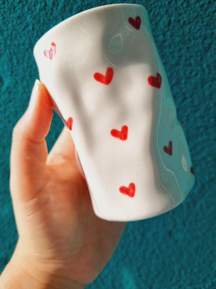 Amorf kalp bardak