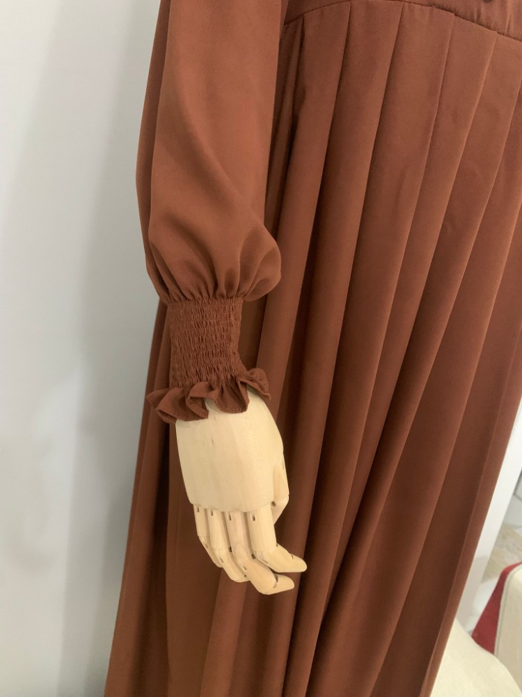 Önü Düğmeli Elbise
