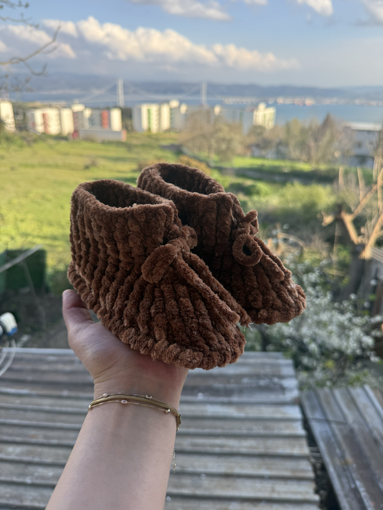El örmesi çocuk patiği