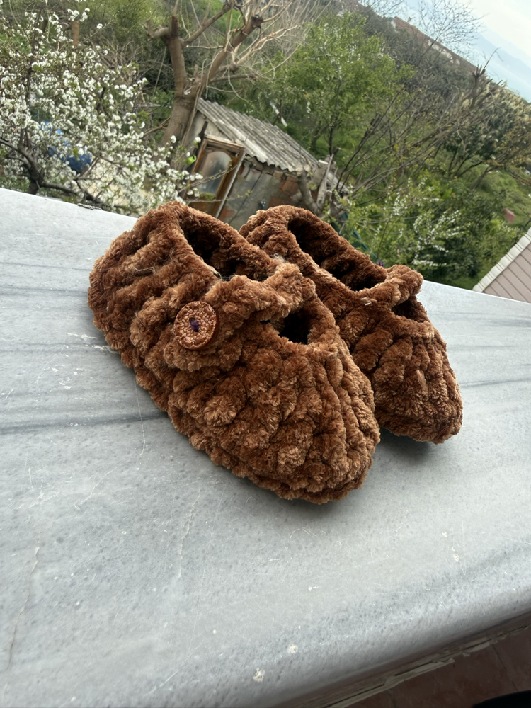 El örmesi bebek panduf 