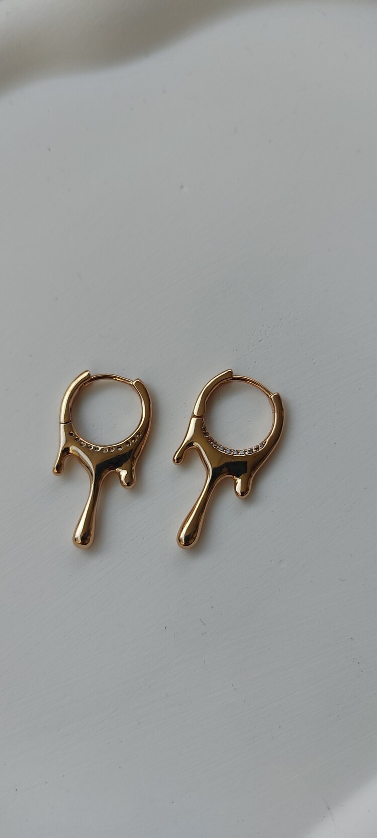 Pinterest taşlı minimal küpe