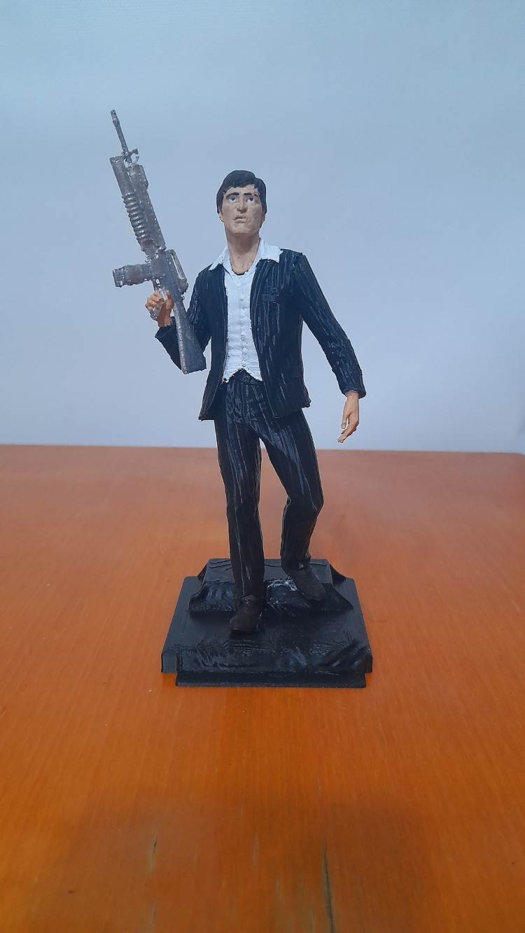Scarface Tony Montana Büst – Koleksiyonluk Dekor 19 cm