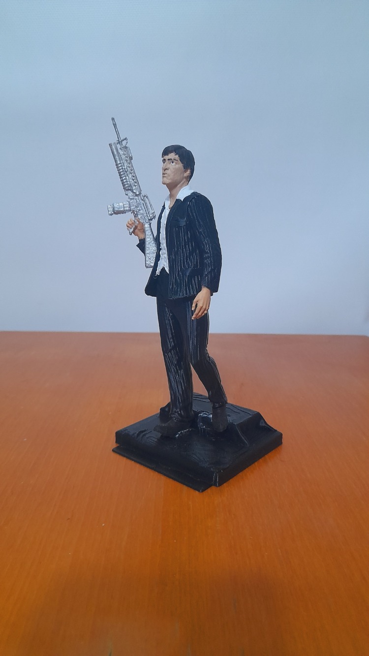 Scarface Tony Montana Büst – Koleksiyonluk Dekor 19 cm