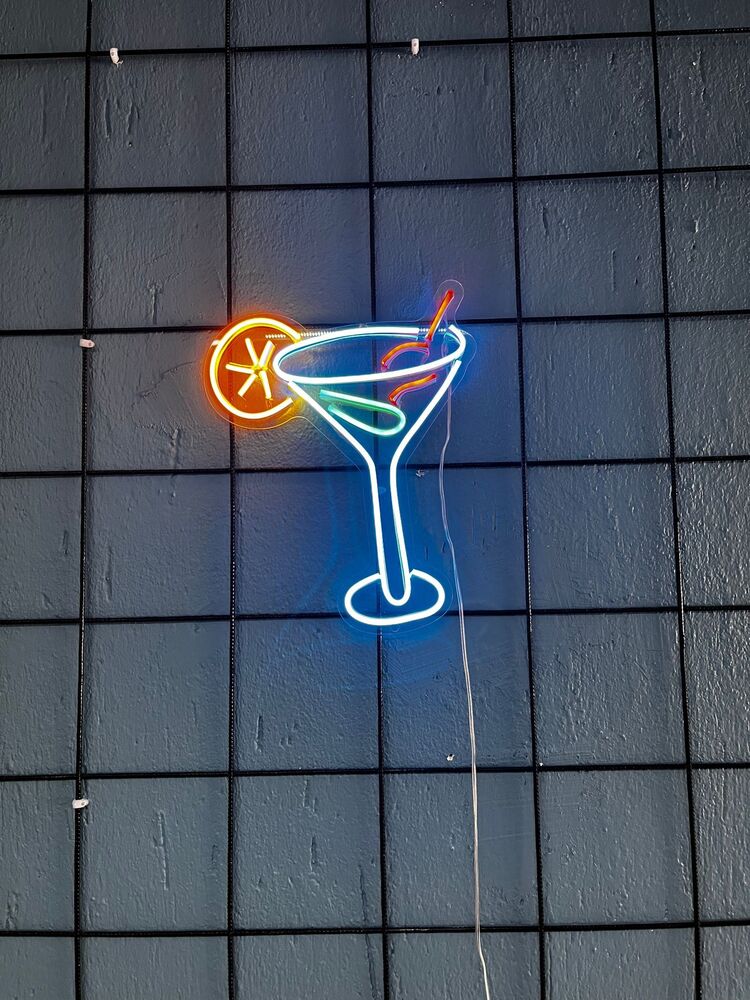 Kokteyl Bardağı Neon