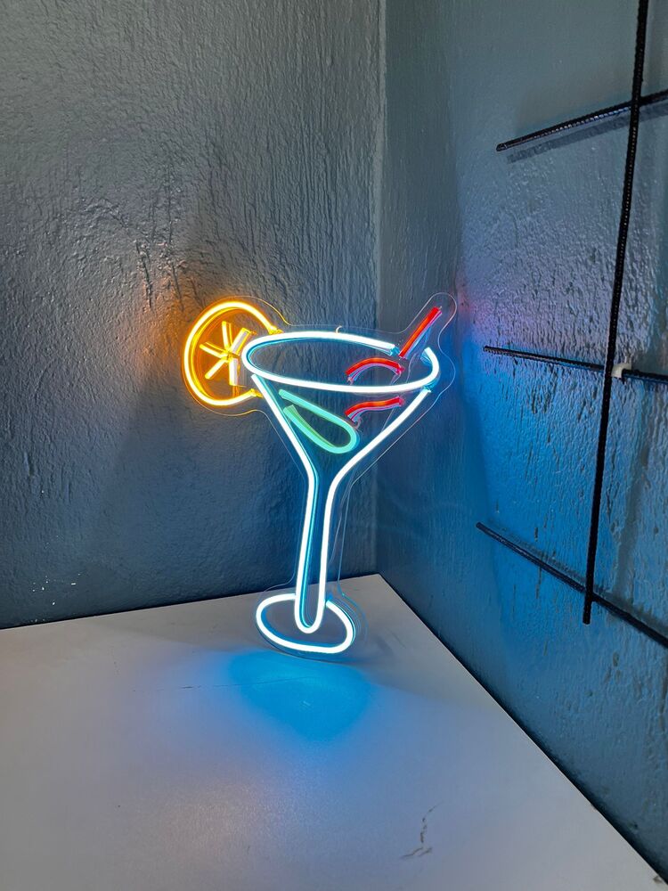 Kokteyl Bardağı Neon
