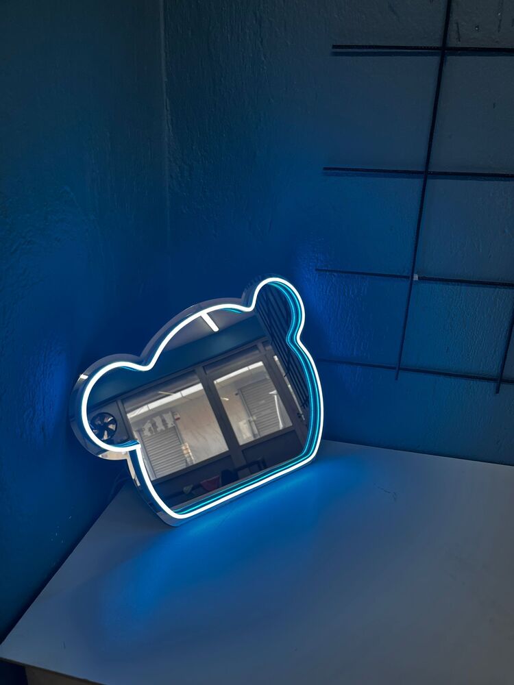 Neon Işıklı Ayıcık Ayna