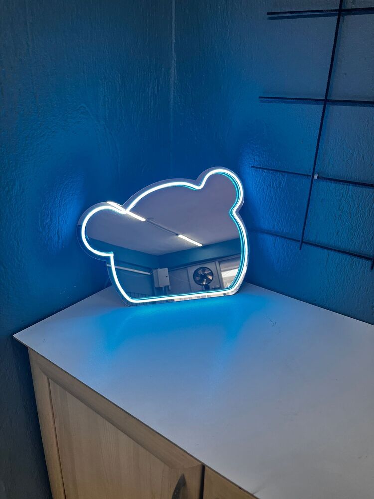 Neon Işıklı Ayıcık Ayna