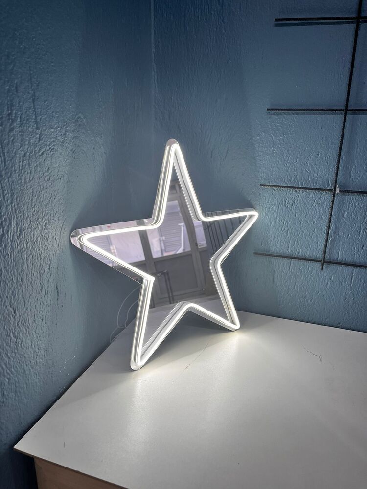 Neon Işıklı Yıldız Ayna