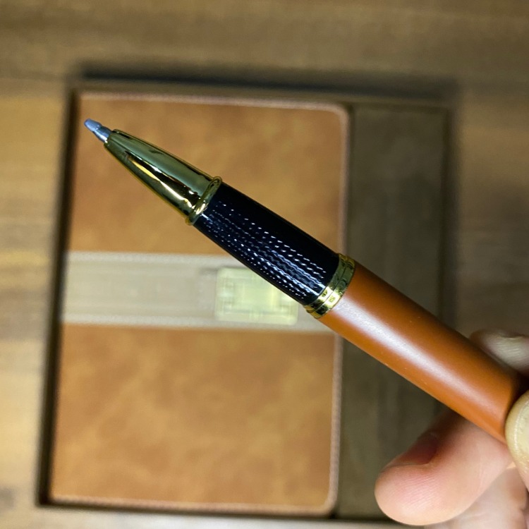 Kahverengi Defter Kalem Set - Kişiye Özel İsimli