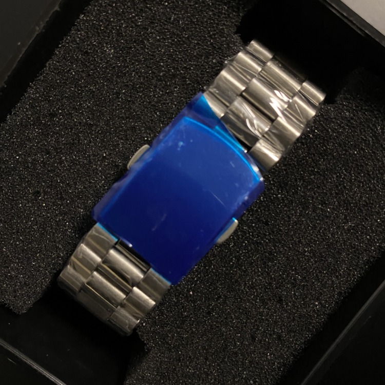 Erkek Kol Saati 40 mm – Siyah Sunray Kadran, Çelik Kordon, Tarih Göstergeli Quartz
