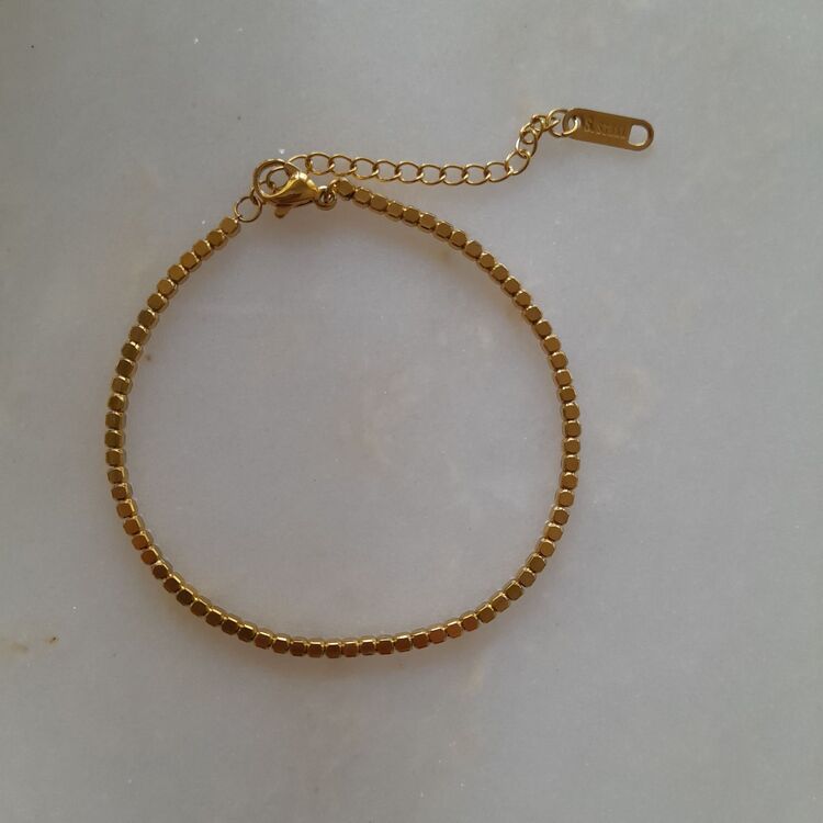 Çelik Mini Küp Gold Bileklik