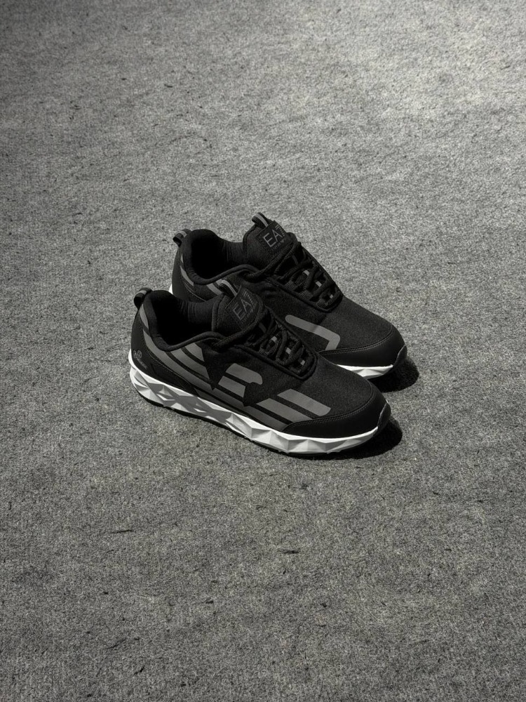 EA7 EMPORIO ARMANI ULTIMATE C2 COMBAT SİYAH BEYAZ