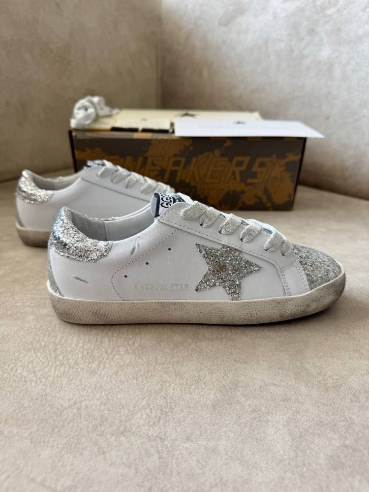 Golden Goose Deluxe Sneaker