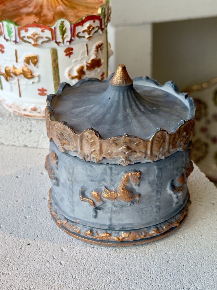 Carousel mum / Beton kabuk - Füme