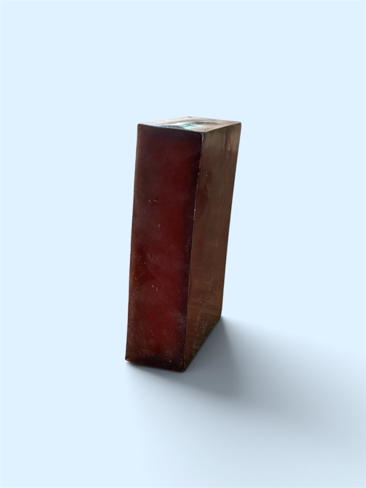 AMBER KOKULU KATI DUŞ JELİ. AMBER AROMATERAPİ YAĞI İLE ÜRETİLDİ