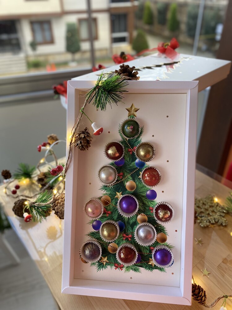 13 ‘lü bonbon çikolata ağaç kutu