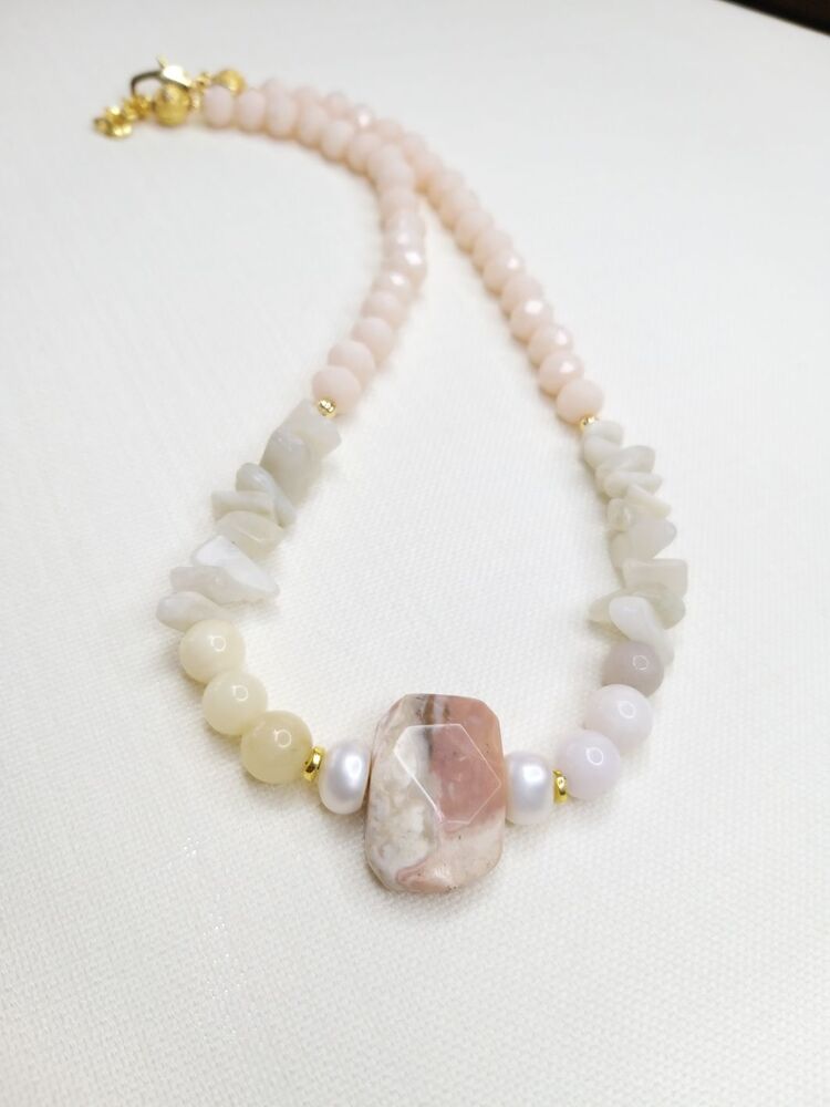 Opal & Morganit Kolye