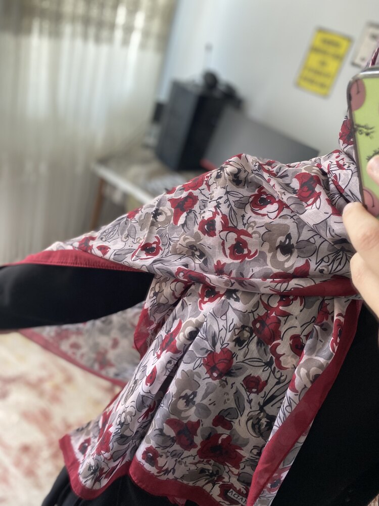 Kırmızı Çiçekli Elegans Pamuk Şal