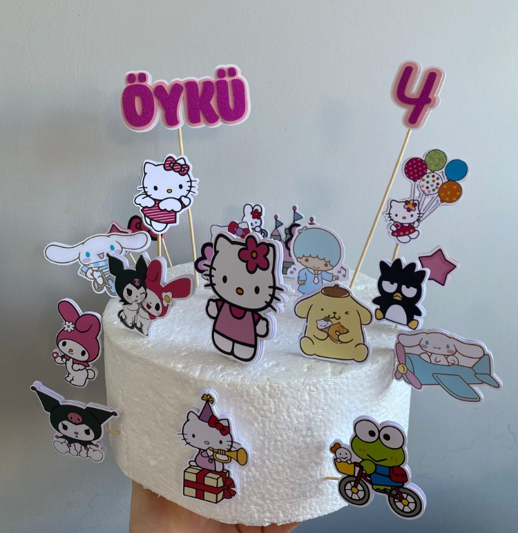 Kuromi ve Arkadaşları Kişiye Özel Pasta Süsü Seti (16 Parça) - Doğum Günü Kürdanları