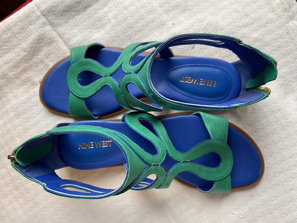 NİNEWEST SANDALET