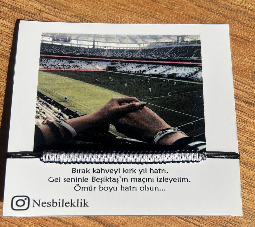 Çift kat bjk bileklik
