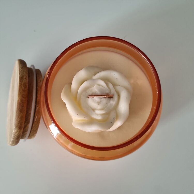 turuncu kavanoz