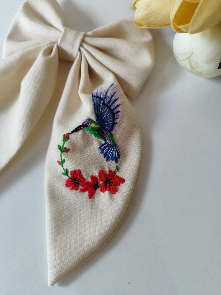 kuş desen nakışlı toka
