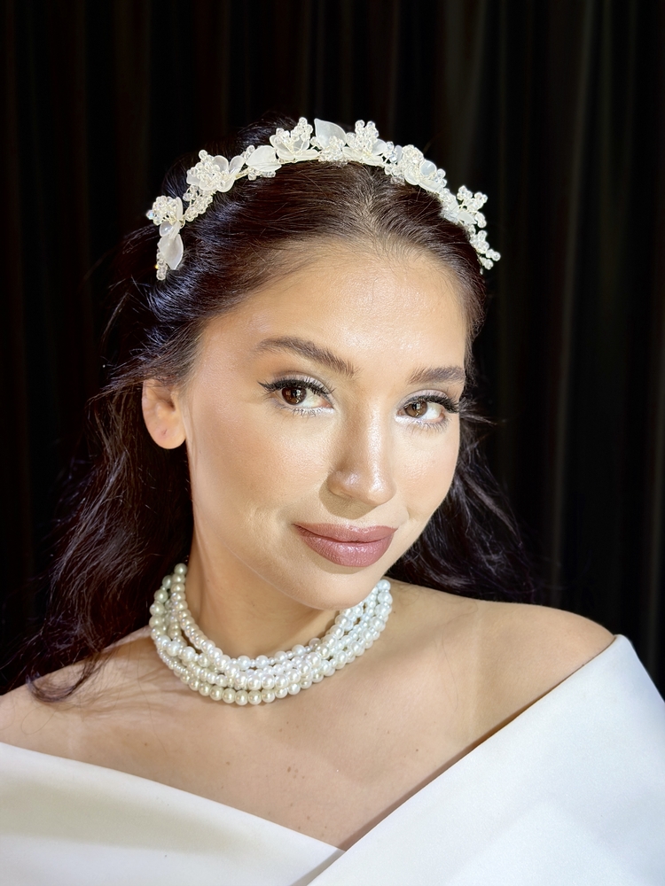 Nil kristal taç